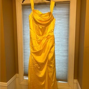 Elegant Yellow Evening Gown